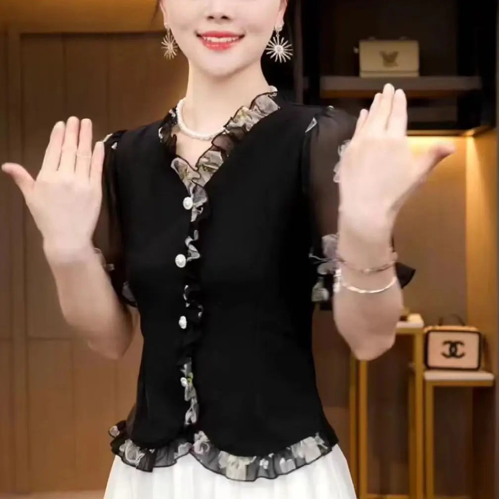 2025 Lace Splicing Contrasting Color Front Shoulder Short-sleeved Top for Women's Summer New Slim Temperament Versatile Pullover