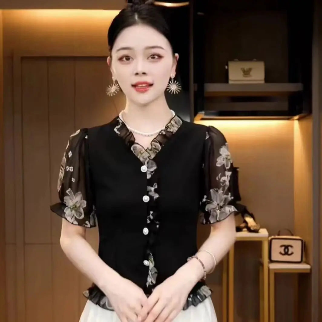 2025 Lace Splicing Contrasting Color Front Shoulder Short-sleeved Top for Women's Summer New Slim Temperament Versatile Pullover