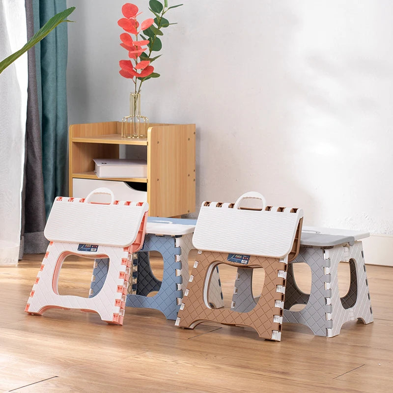 The home low stool, daily shoe-changing stool, outdoor small stool, fishing folding table, and convenient storage
