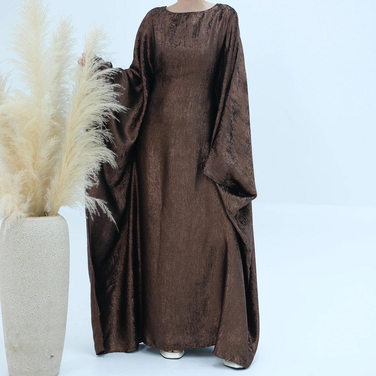 Stylish Butterfly Kaftan Women's Dresses Elegant Shiny Polyester Caftan Abaya Batwing Style Islamic Clothing Abaya Loose Robes