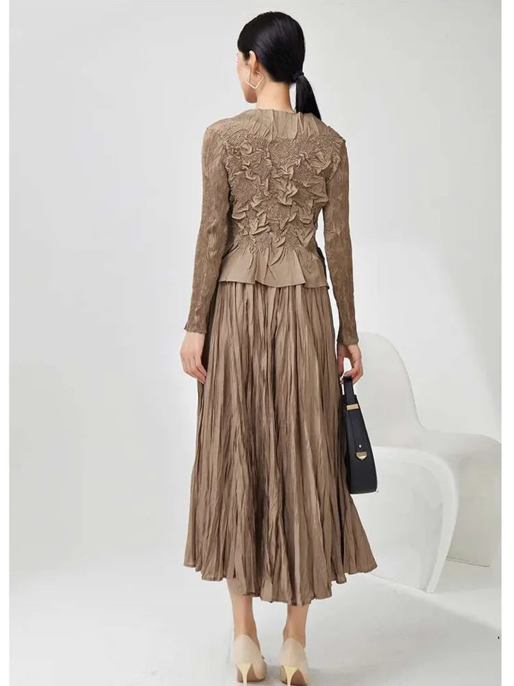 GVUW Pleated 2 Pieces Set Niche Design Women Full Sleeve Tops + A Line Skirt Loose Solid Color New 2025 Lady Sets 17G8434