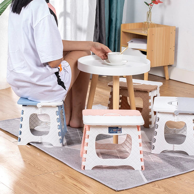 The home low stool, daily shoe-changing stool, outdoor small stool, fishing folding table, and convenient storage
