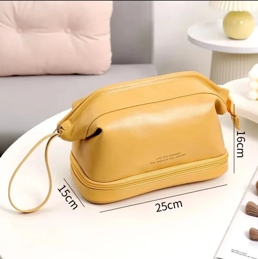 PU Fashion and Convenient Makeup Bag, Travel Storage Bag, Large Capacity Toilet Bag, Hand Boosting Beauty Pillow Makeup Bag