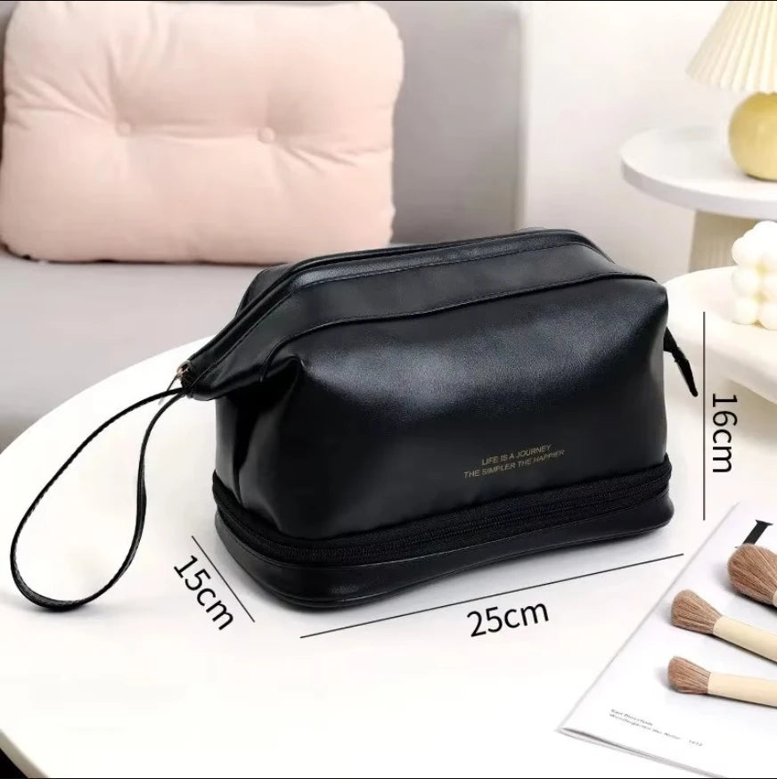 PU Fashion and Convenient Makeup Bag, Travel Storage Bag, Large Capacity Toilet Bag, Hand Boosting Beauty Pillow Makeup Bag