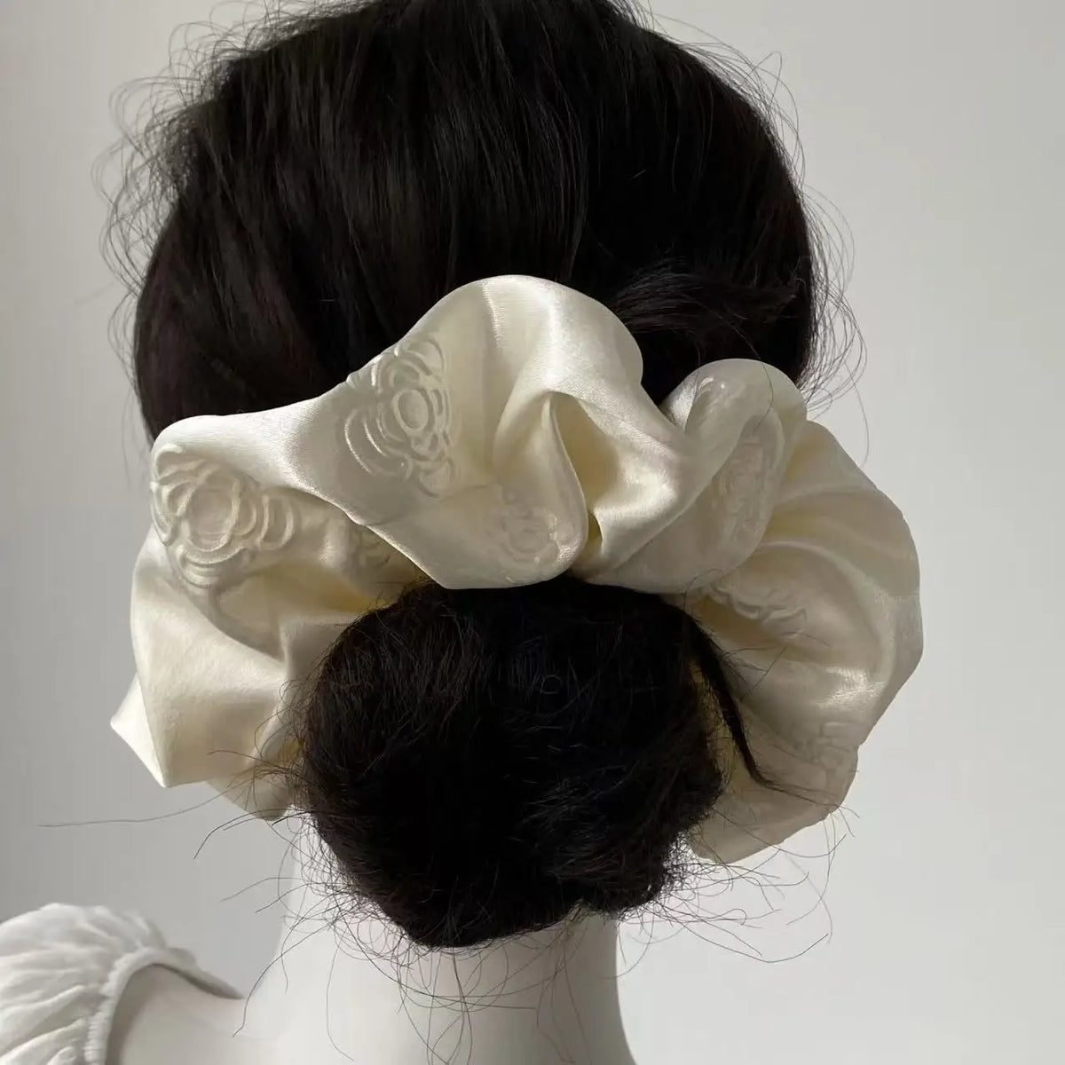 French high-end camellia cream white satin large intestine scrunchie square scarf fashion temperament women's hair accessories